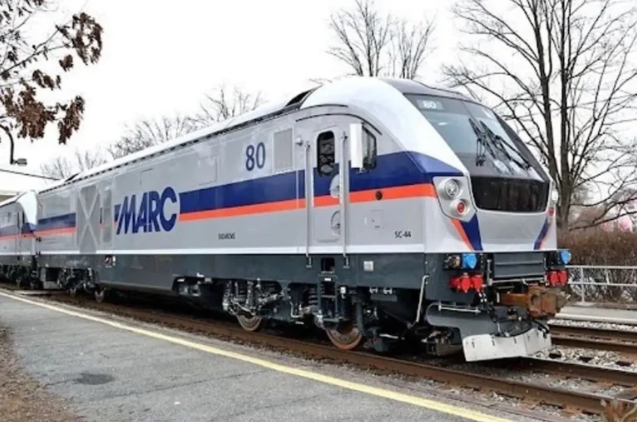 MARC commuter train Baltimore to Washington DC and Northeast Rail Corridor